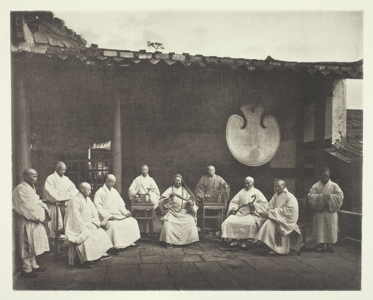 El Abad y los Monjes de Kushan de John Thomson