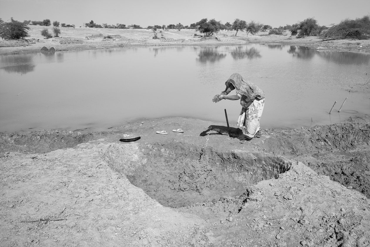 Fábricas de ladrillos en Rajastán, India, 2016 (foto) de Jon Nicholson