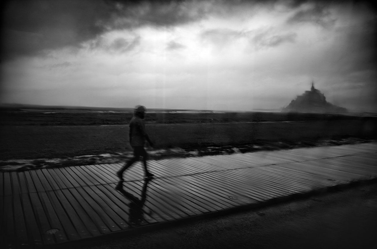 De camino al Mont St Michel, 2022 (foto) de Jon Nicholson
