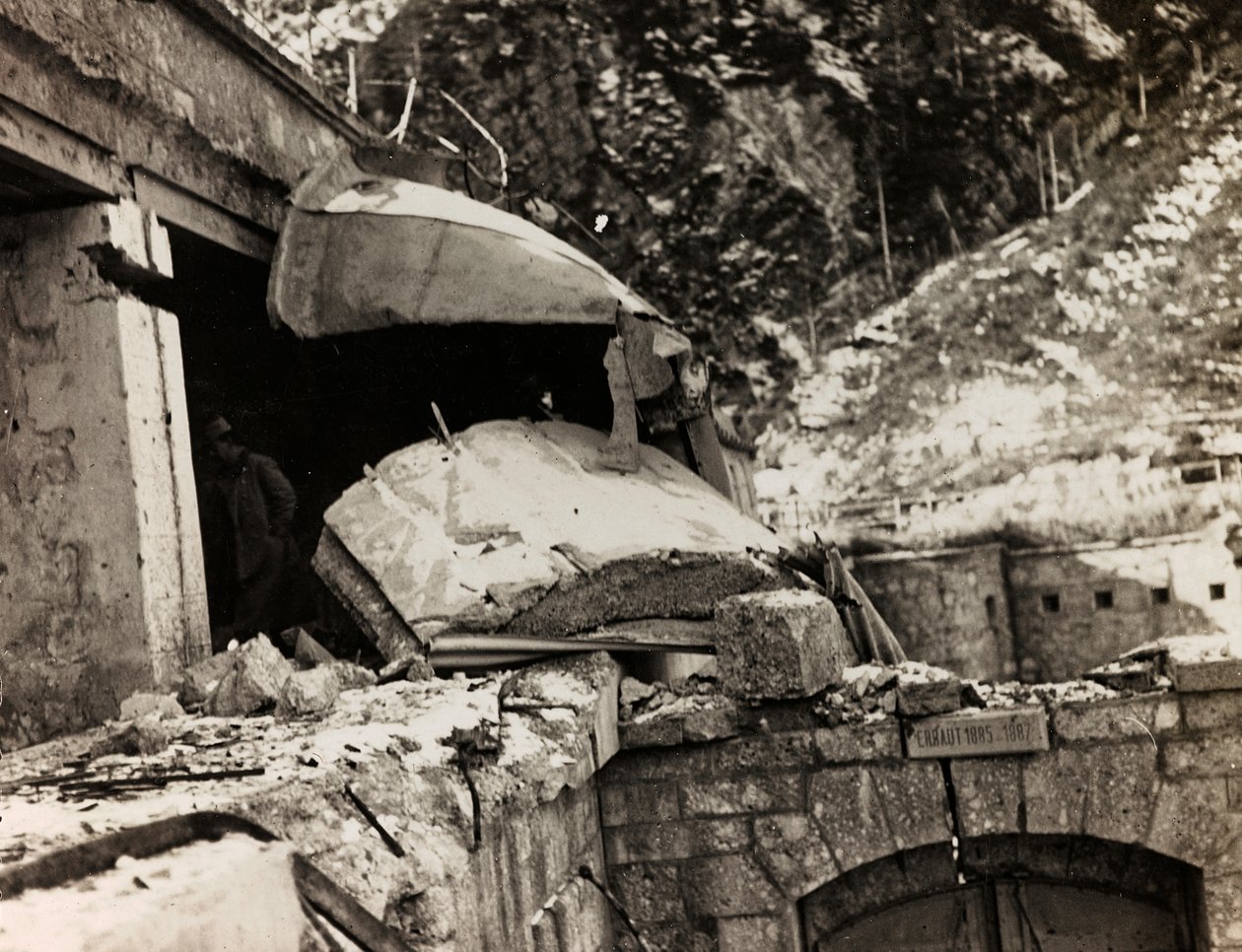 Escombros de Josef Zohles