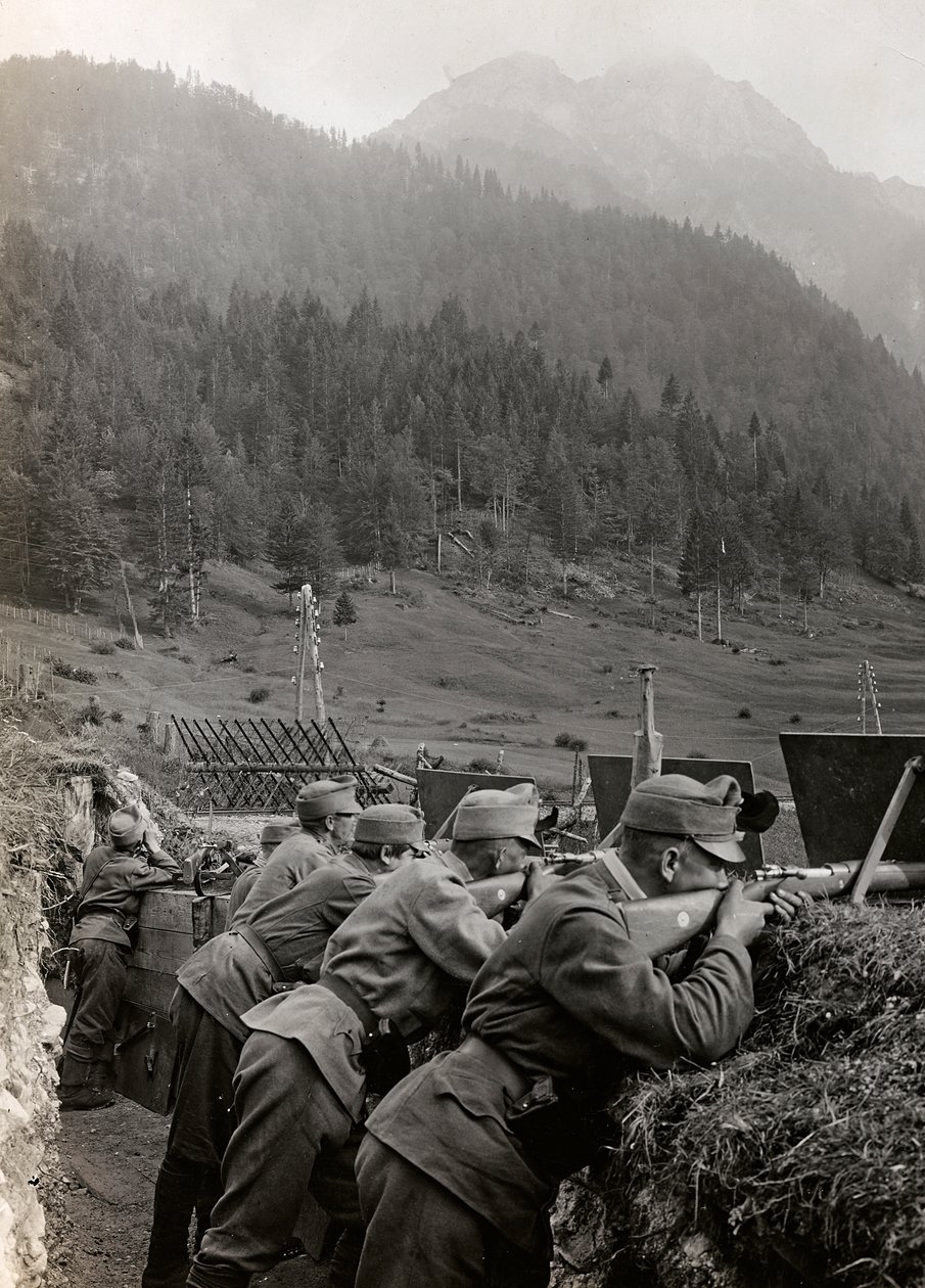 Álbum "Meine weltkriegs - Erinnerungen South-West Front (Carintia, Italia, Tirol del Sur) 31/03/1915-12/11/1918 - Josef Zohles Wien": soldados en las trincheras de Josef Zohles