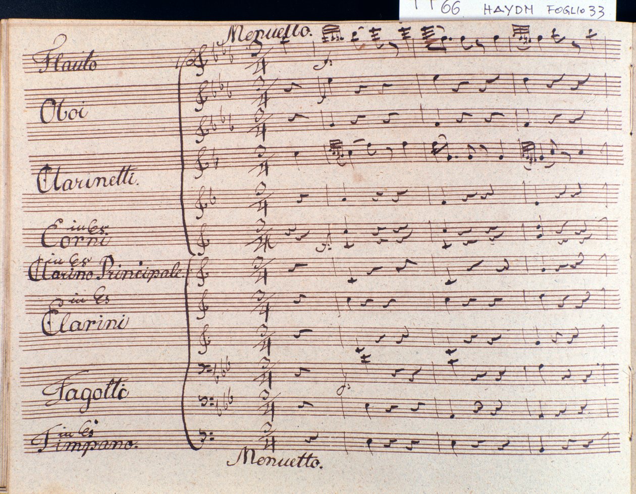 Primera página de la partitura del minueto en Sinfonía 66 en si bemol mayor de J Haydn de Joseph Haydn