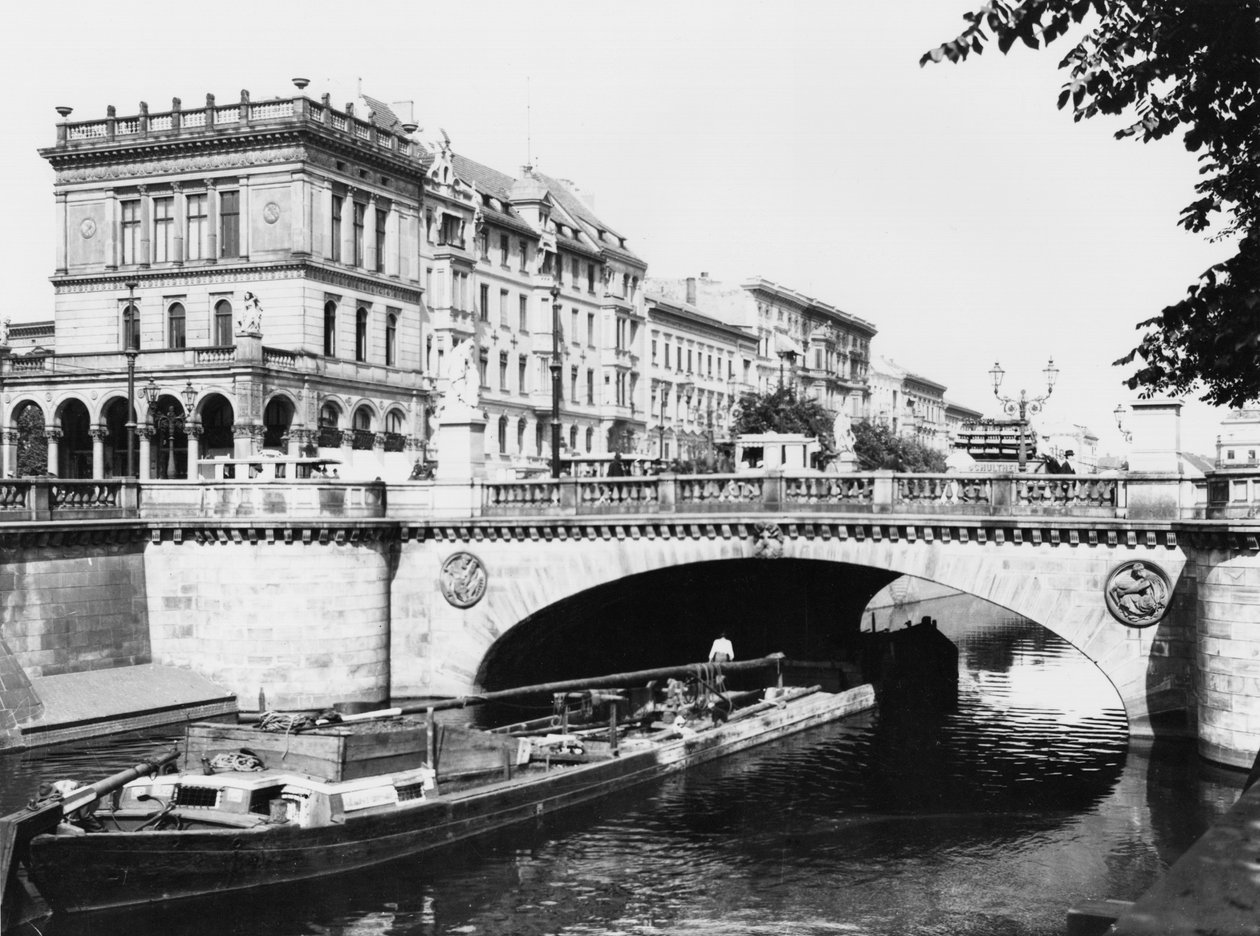 El Puente Belle-Alliance, Berlín, c.1910 de Jousset