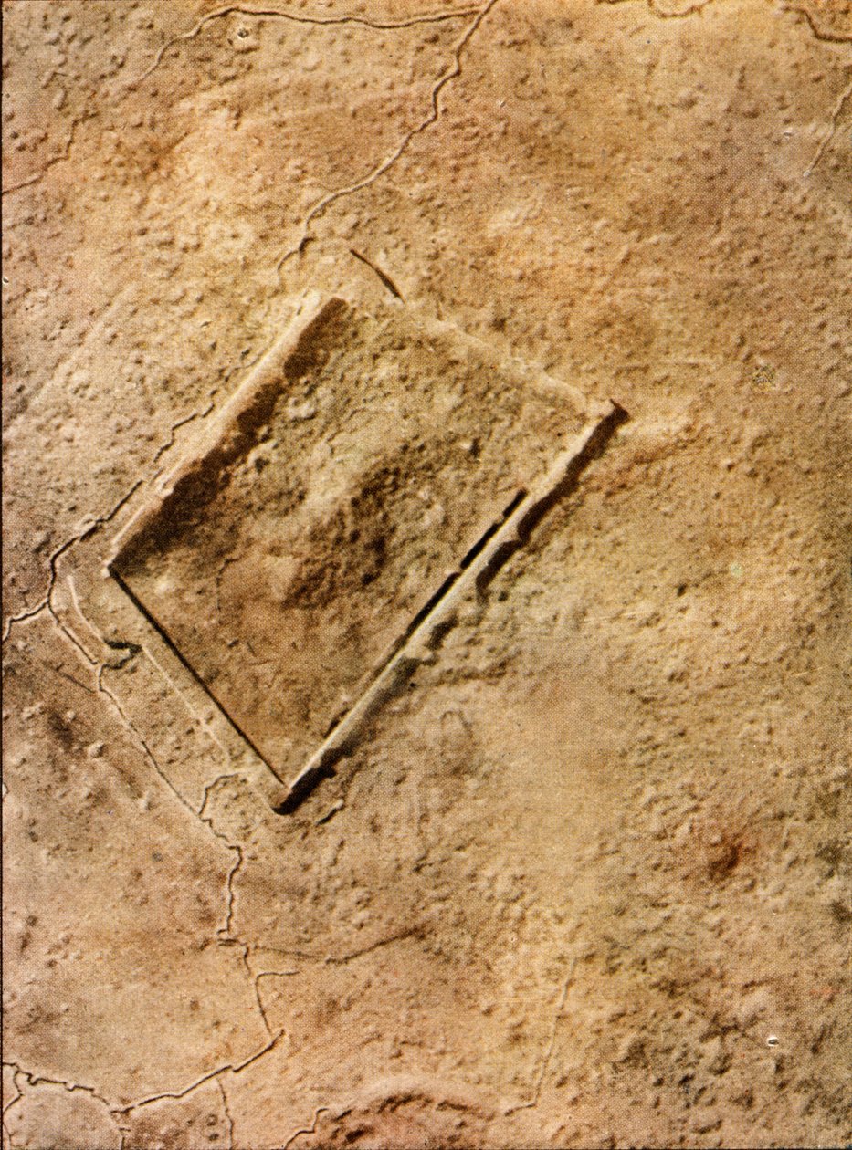 El Fuerte de Vaux completamente arruinado (foto aérea) cerca de Verdun, septiembre 1916 de Jules Gervais Courtellemont