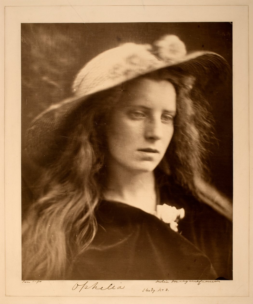 Estudio de Ofelia No. 2 de Julia Margaret Cameron