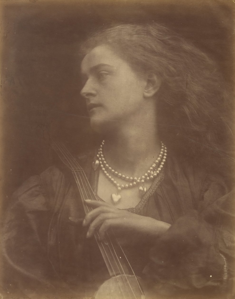 Y Enid cantó, septiembre de 1874 de Julia Margaret Cameron
