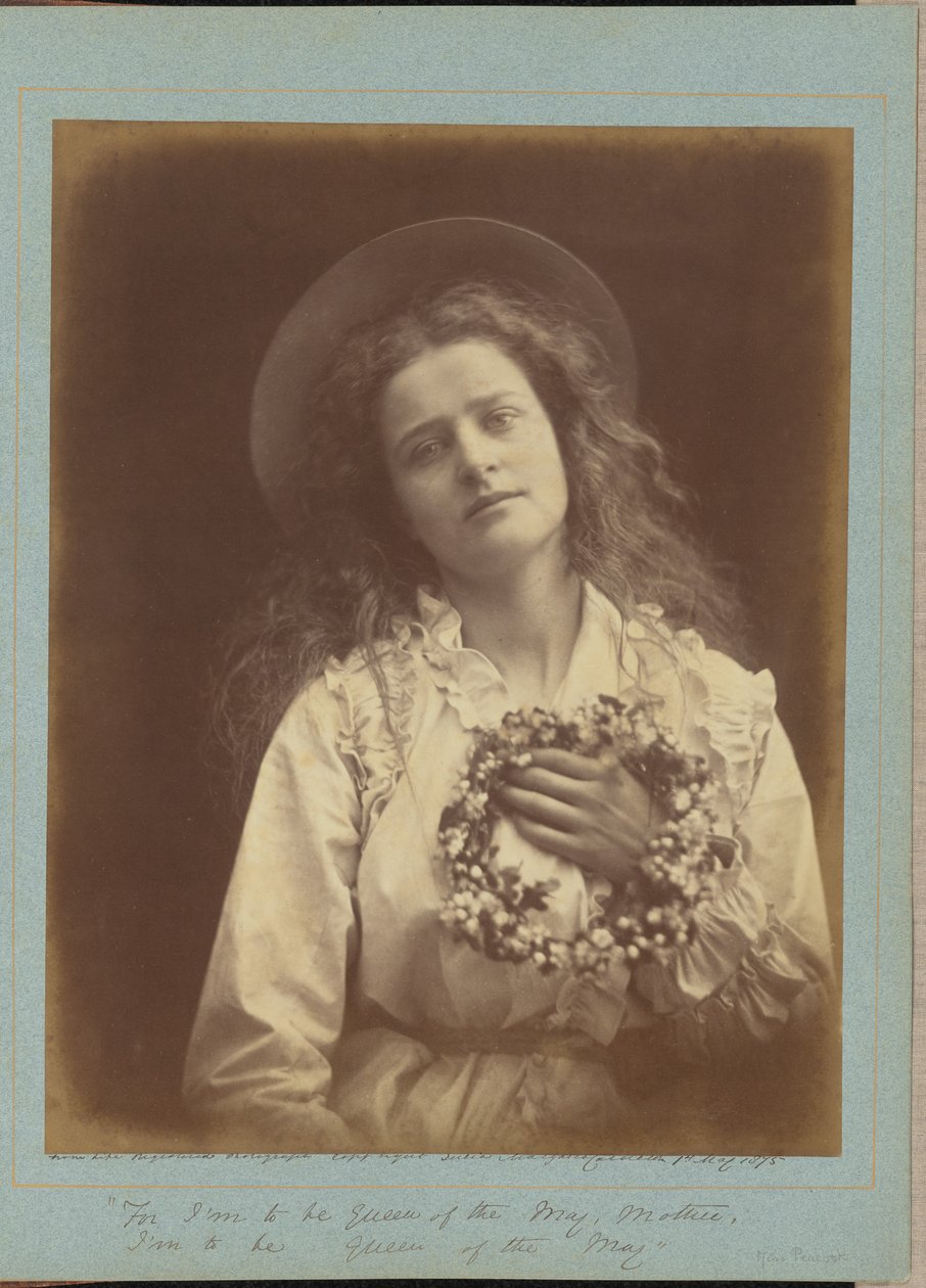 «Porque voy a ser la Reina de Mayo, mamá, voy a ser la Reina de Mayo» de Julia Margaret Cameron