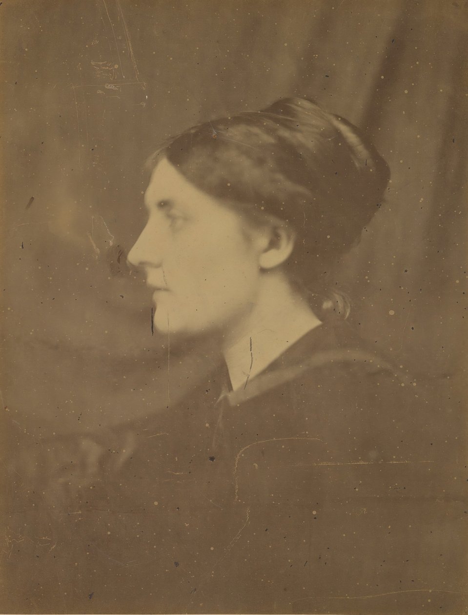 [Mujer no identificada de perfil], 1866-68 de Julia Margaret Cameron