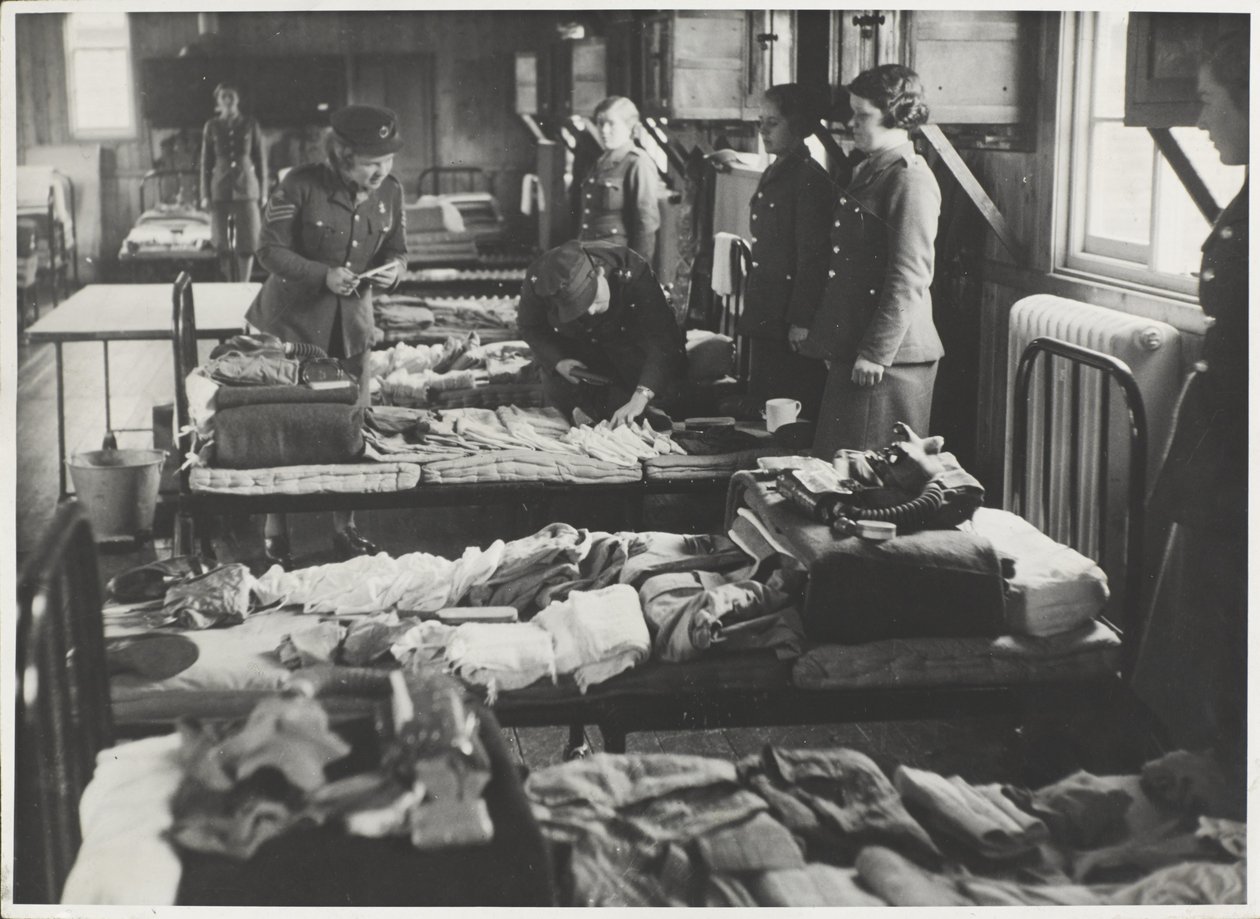 Inspección de equipo, 1939-45 de Jurian van Streeck or Streek
