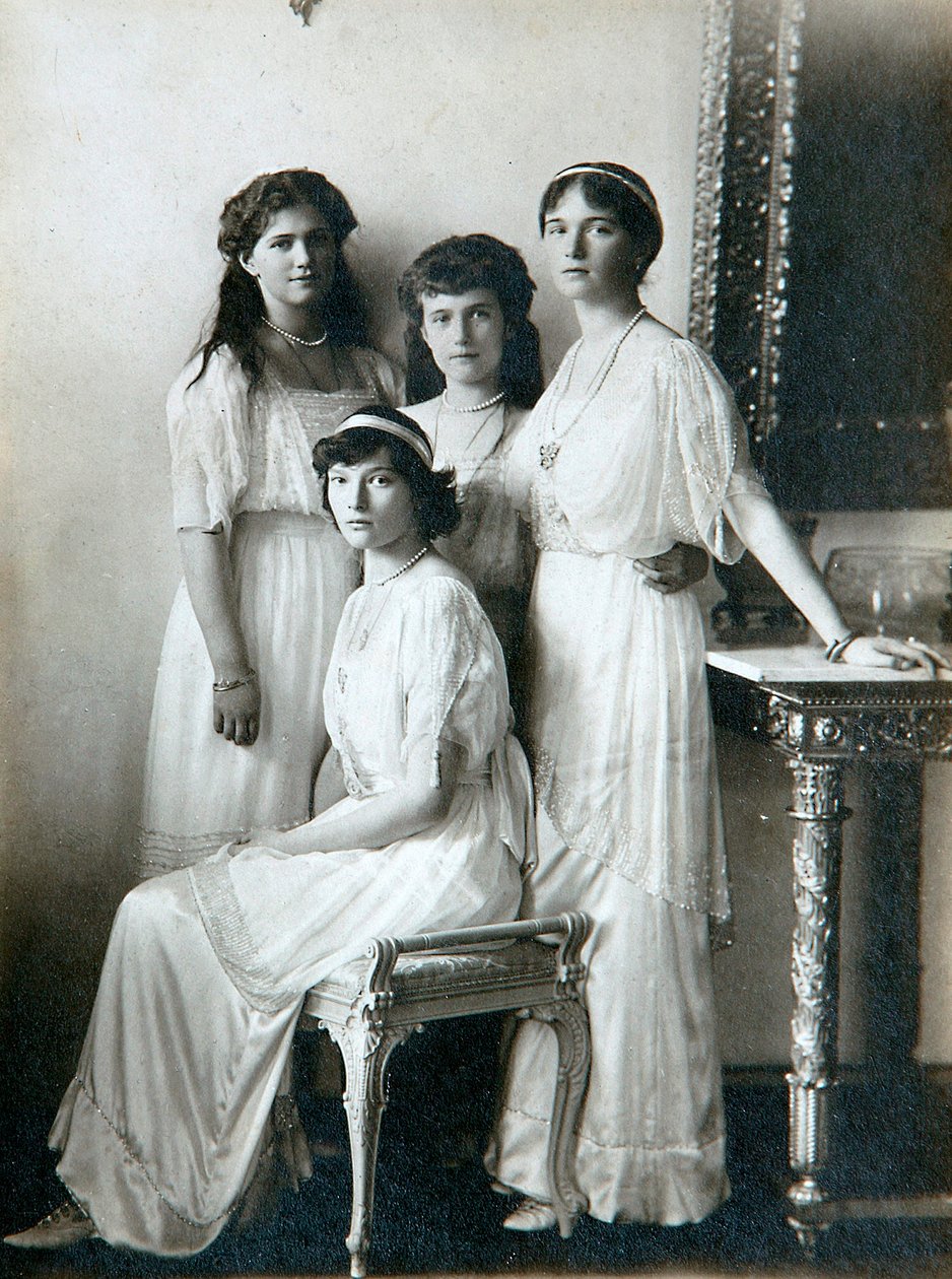 Las cuatro hijas del Zar Nicolás II de Rusia, 1910s de K. von Hahn