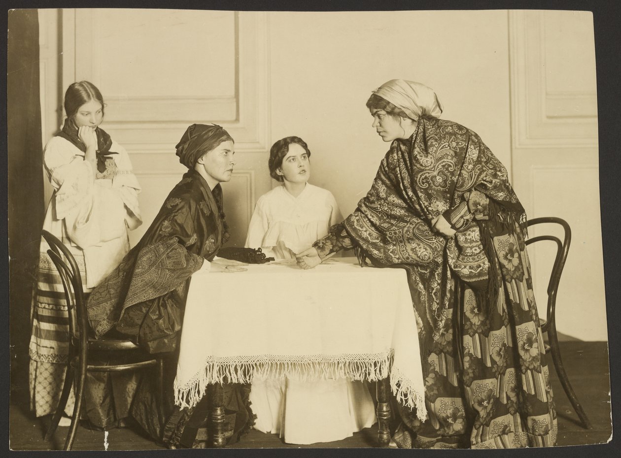 Escuela Secundaria Femenina de San Petersburgo, Obra de Gogol "El Matrimonio" de Karl Karlovitz Bulla