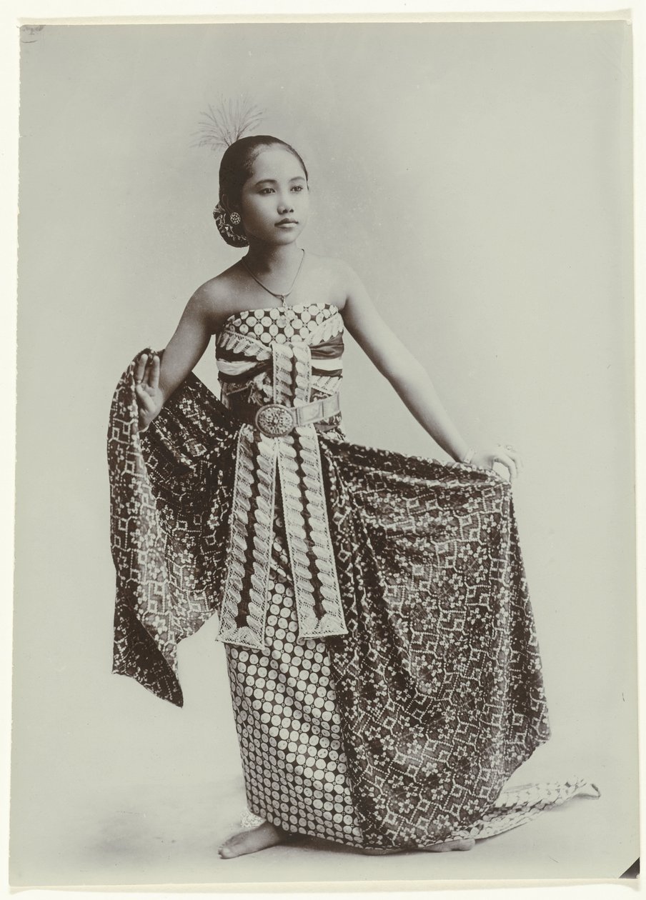 Retrato de estudio de un bailarín javanés retrato, de, un, joven, mujer javanesa, en, sarong de Kassian Cephas