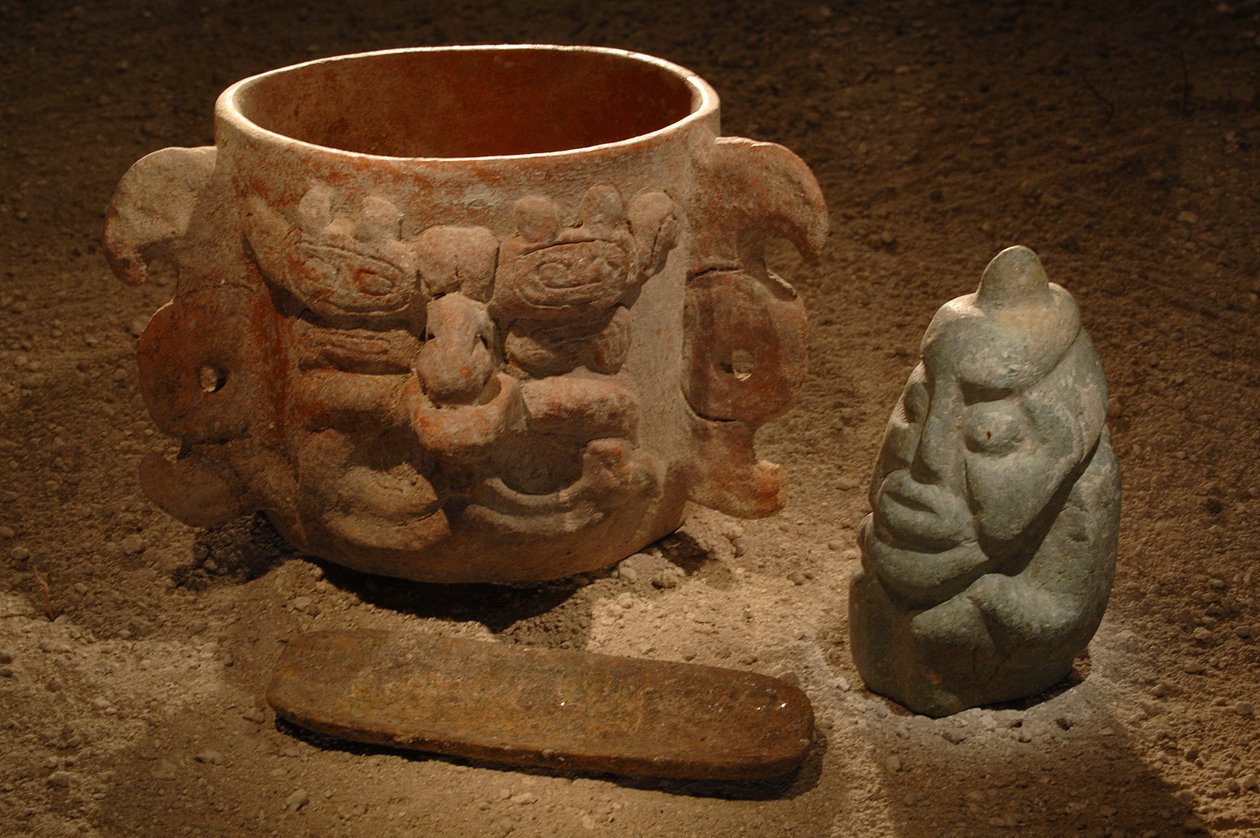 Maya; Murales mayas; San Bartolo; Guatemala; Dr Bill Saturno, 2002 (foto) de Kenneth Garrett