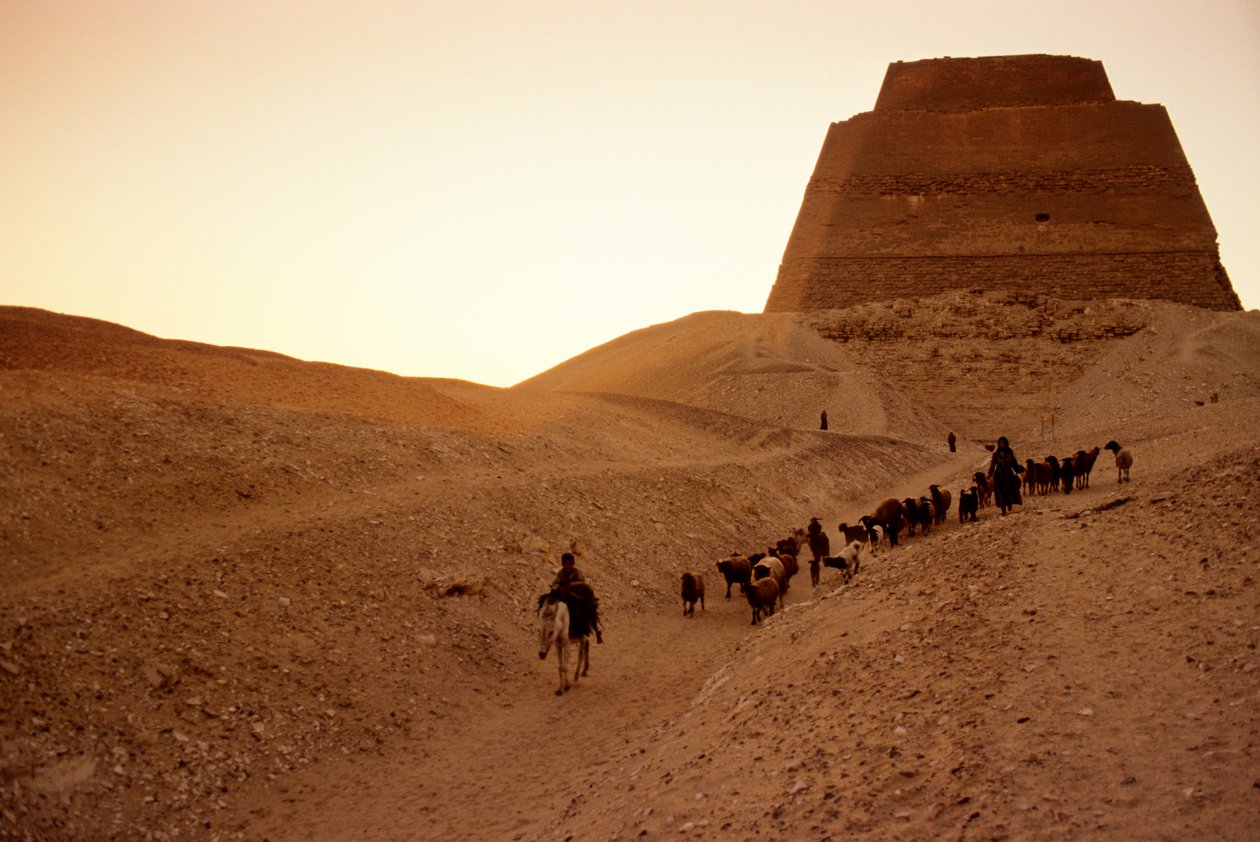 Pirámide de Meidum, Reino Antiguo de Egipto; Pastores; Egipto de Kenneth Garrett