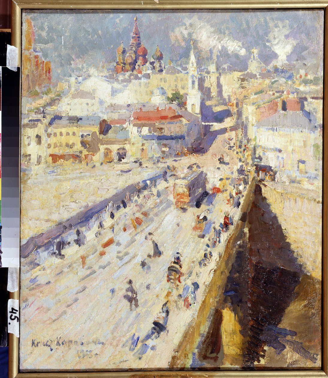 Viejo Moscú (Viejo Moscú). Vista del puente que conduce a la ciudad, con las fachadas de los edificios y los techos de las iglesias, bajo un sol deslumbrante. Pintura de Konstantin Alexeyevich Korovin (Constantin Korovin) (1861-1939), óleo sobre lienzo de Konstantin Alekseevich Korovin
