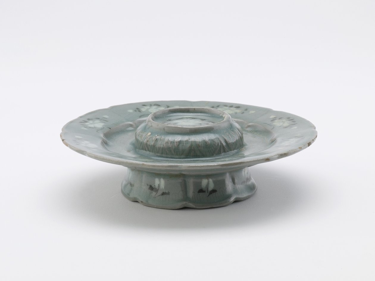 Soporte para taza, período Koryo, segunda mitad del siglo XII de Korean School