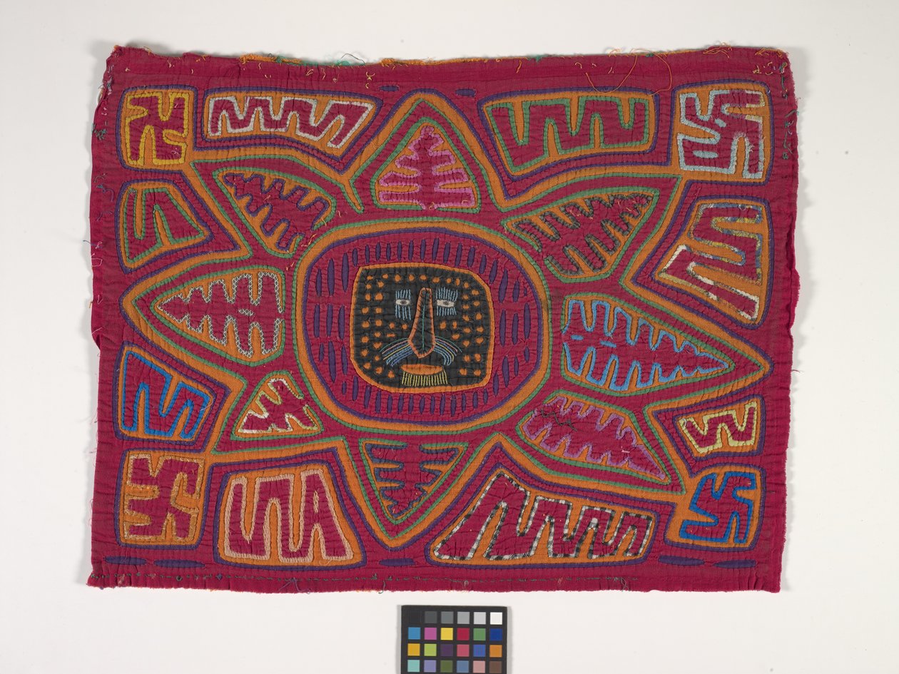 Panel camisero (Mola) (foto) de Kuna Indian Culture
