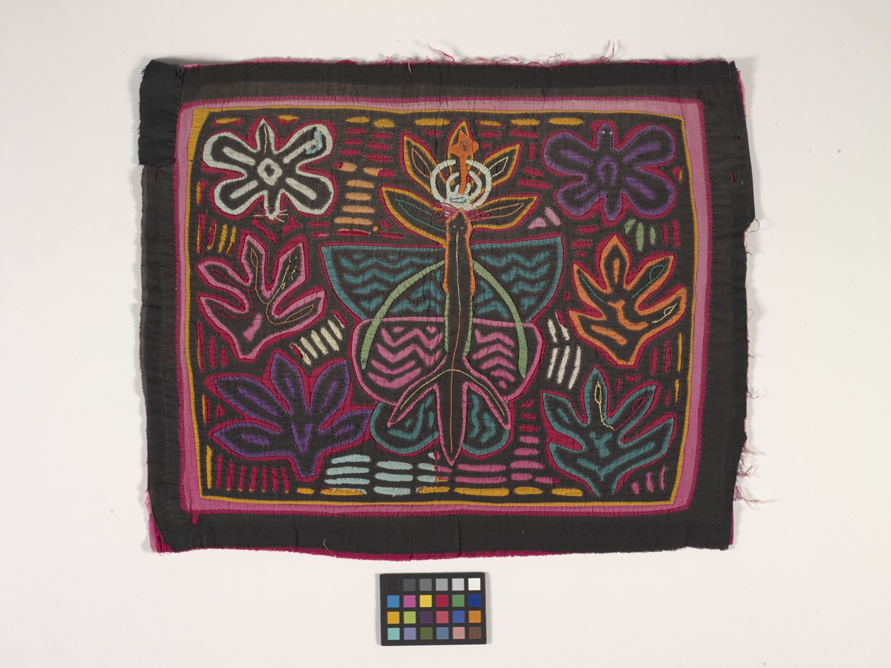 Panel camisero (Mola) (foto) de Kuna Indian Culture