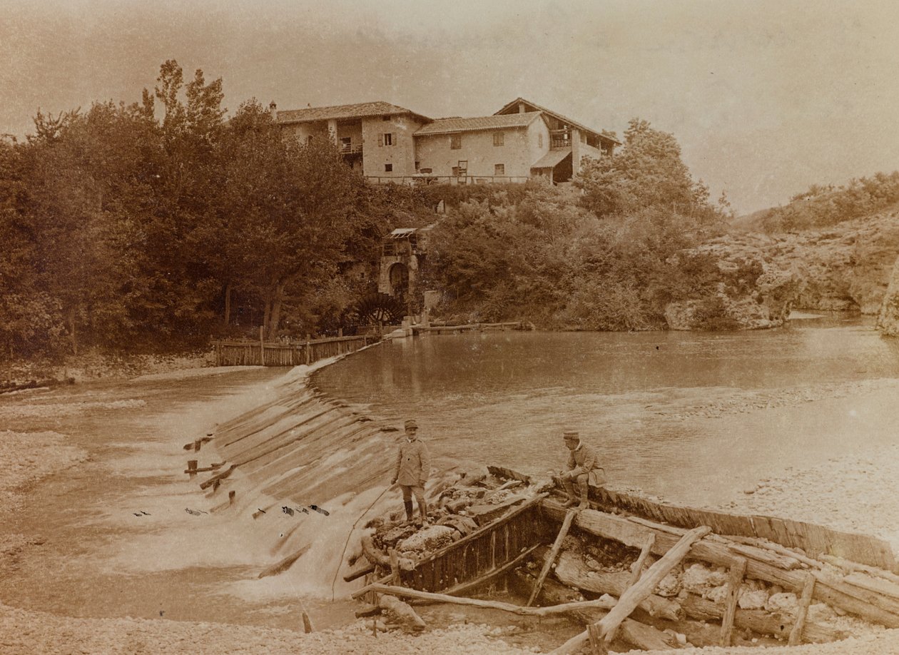 Álbum de la Primera Guerra Mundial en Friuli-Venezia Giulia: el río Natisone en Premariacco,Udine, Italia (foto en b/n) de L. Verdiani