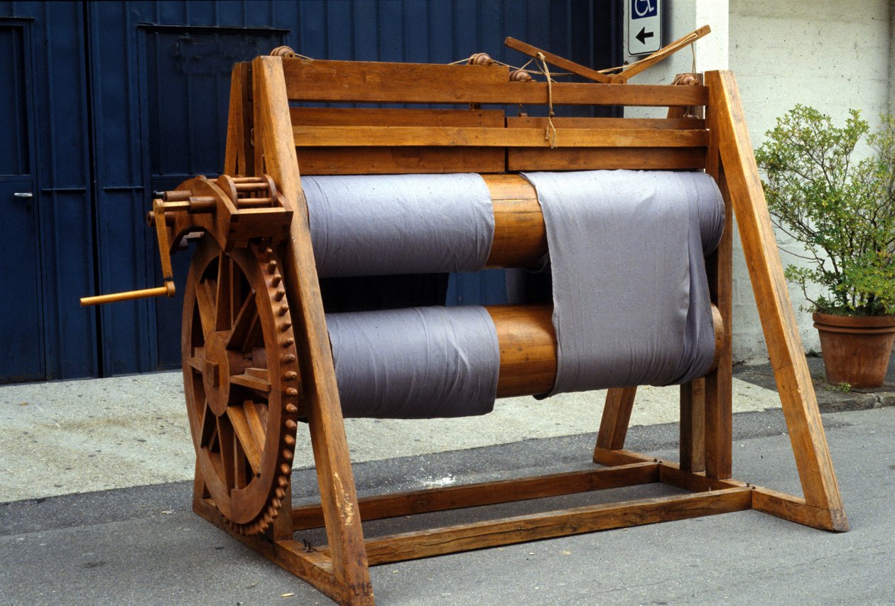 Telar de lana. Modelo del dibujo de Leonardo da Vinci. Museo de Ciencia y Tecnología, Milán de Leonardo da (after) Vinci