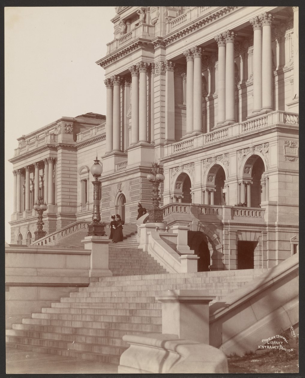 Pabellón de entrada a la Biblioteca del Congreso de Levin C. Hardy