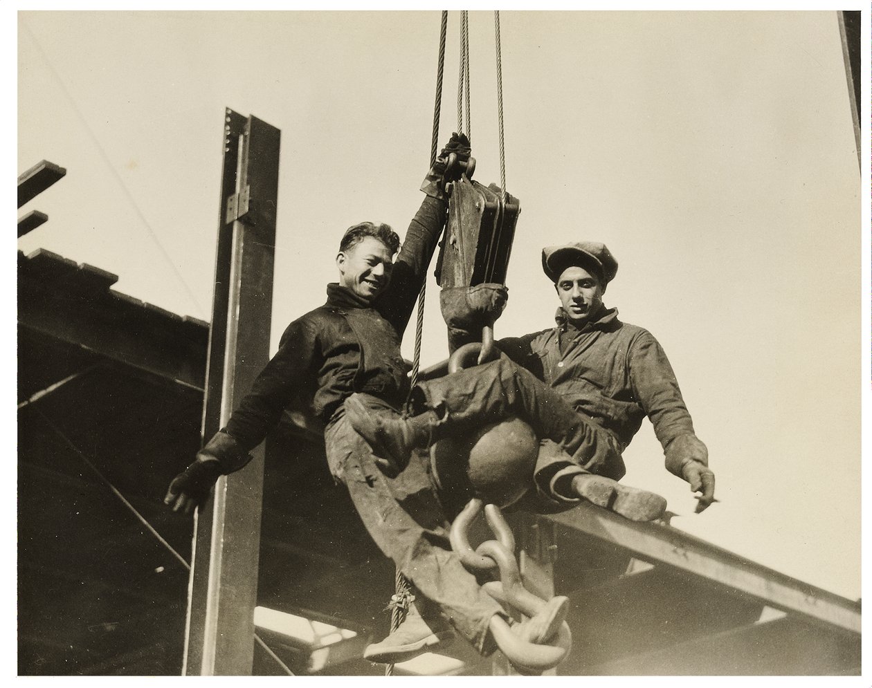 Trabajadores de la construcción del Empire State Building, c.1930 de Lewis Wickes Hine