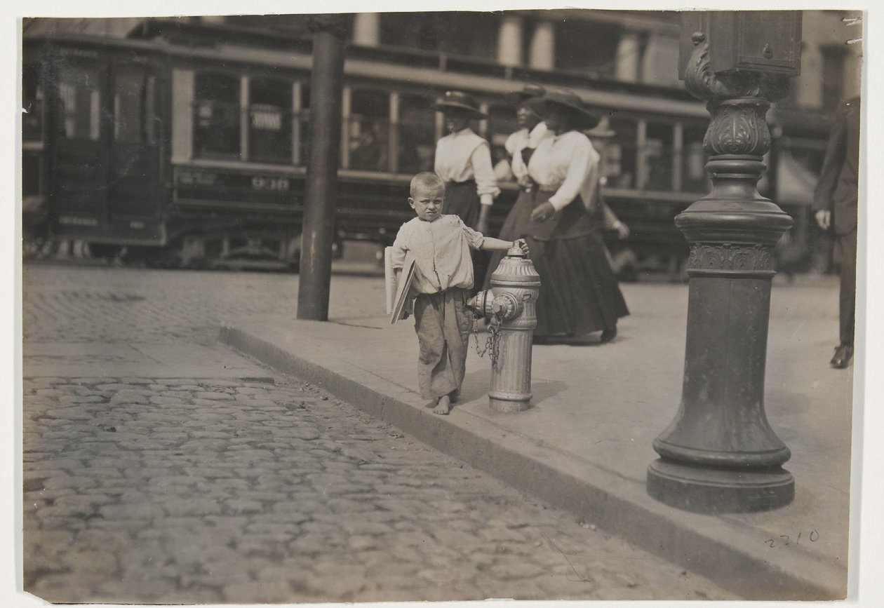 Vendedor de periódicos de Lewis Wickes Hine