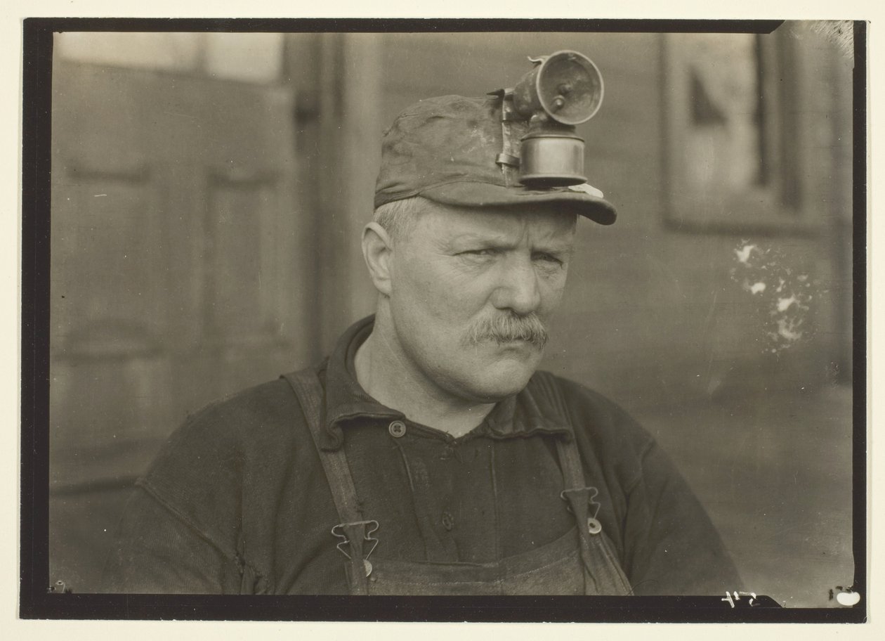 Este hombre, escocés, era llamado el poeta de las minas, Eastern Pennsylvania Coal Mine de Lewis Wickes Hine