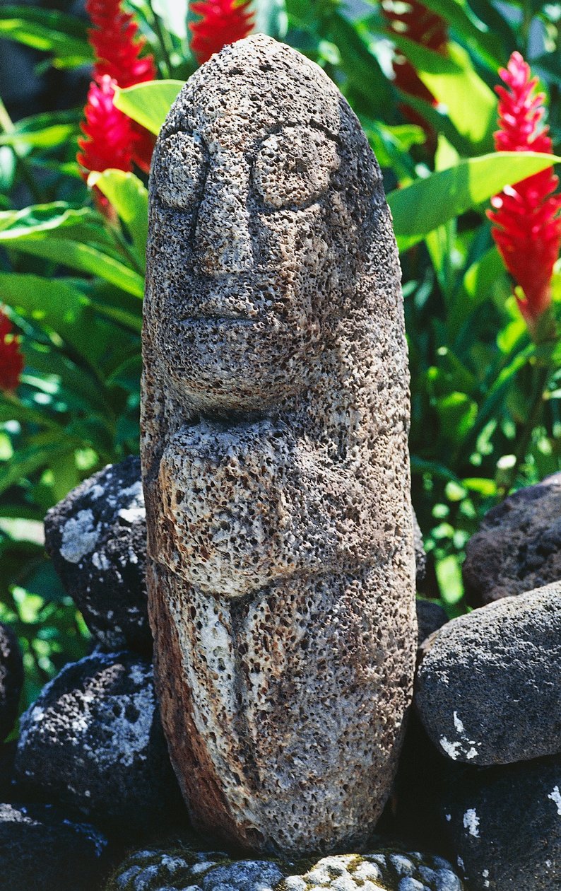 Escultura Tiki antropomórfica, Papeete, Tahití, Islas de la Sociedad, Archipiélago de las Islas de Sotavento, Polinesia Francesa de Unbekannt Unbekannt