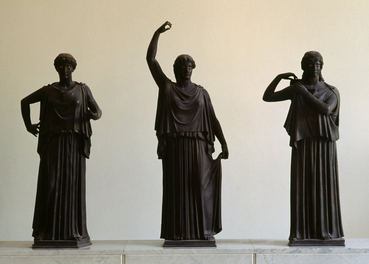 Bailarinas o Hydrophorai (portadoras de agua), grupo de cinco esculturas de bronce de la Villa de los Papiros, Herculano, Campania, Italia. Civilización romana de Unbekannt Unbekannt