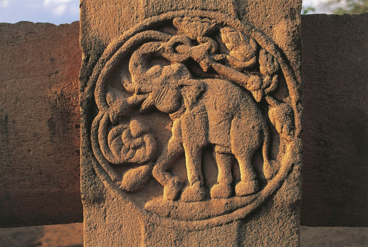 Elefante, relieve en la Estupa No 2, Sanchi (Lista del Patrimonio Mundial de la UNESCO) de Unbekannt Unbekannt