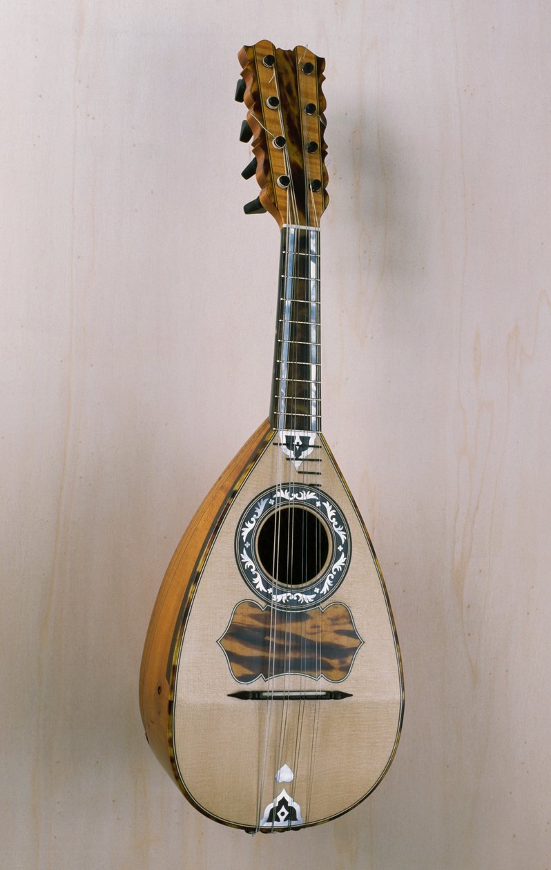 Mandolina napolitana, instrumento musical construido en el taller del luthier Pasquale Scala en Praiano, Campania. Italia, siglo XX de Unbekannt Unbekannt