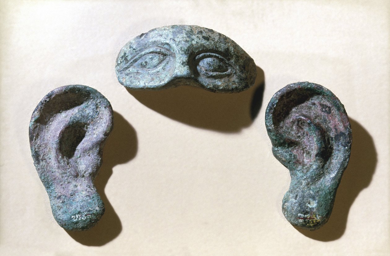 Ojos y oídos votivos romanos, bronce, 200 a.C.-100 d.C. de Unbekannt Unbekannt
