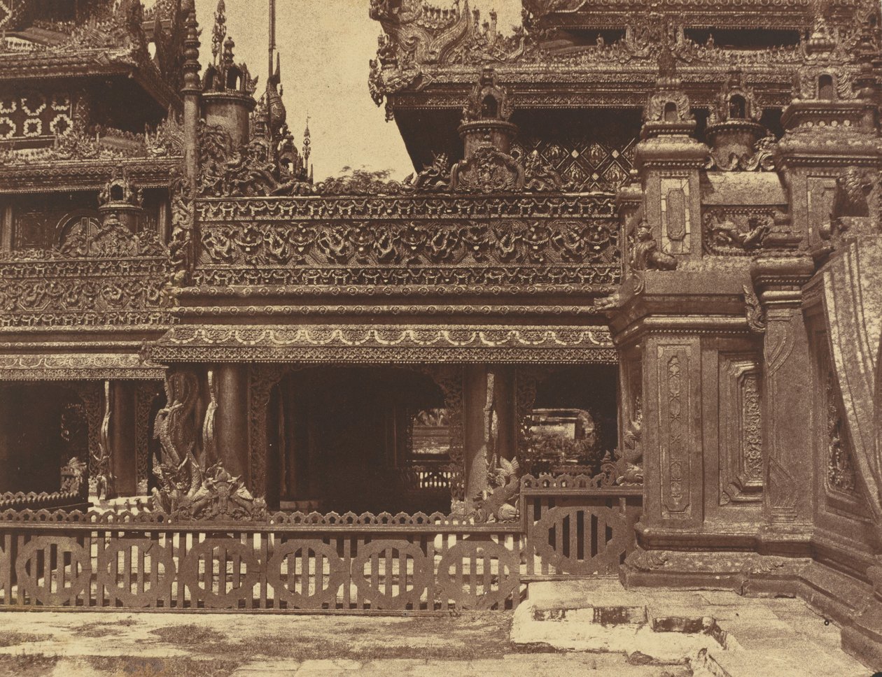 Amerapoora: Otra parte del balcón de Kyoung No. 86 de Linnaeus Tripe