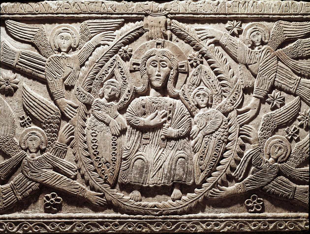 Arte lombardo: Cristo en gloria, bajo relieve del altar del Duque Rachis (Ratchis o Ratgis) - Escultura, arte lombardo, 737-744 (Relieve del Altar de Ratchis representando a Cristo en gloria) Cividale del Friuli, Museo Cristiano, tesoro de la catedral de Lombard School