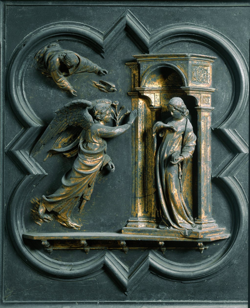 Puerta Norte (llamada Puerta de la Cruz, al Norte), detalle exterior: la Anunciación. Escultura de bronce de Lorenzo Ghiberti (1378-1455) de Lorenzo Ghiberti