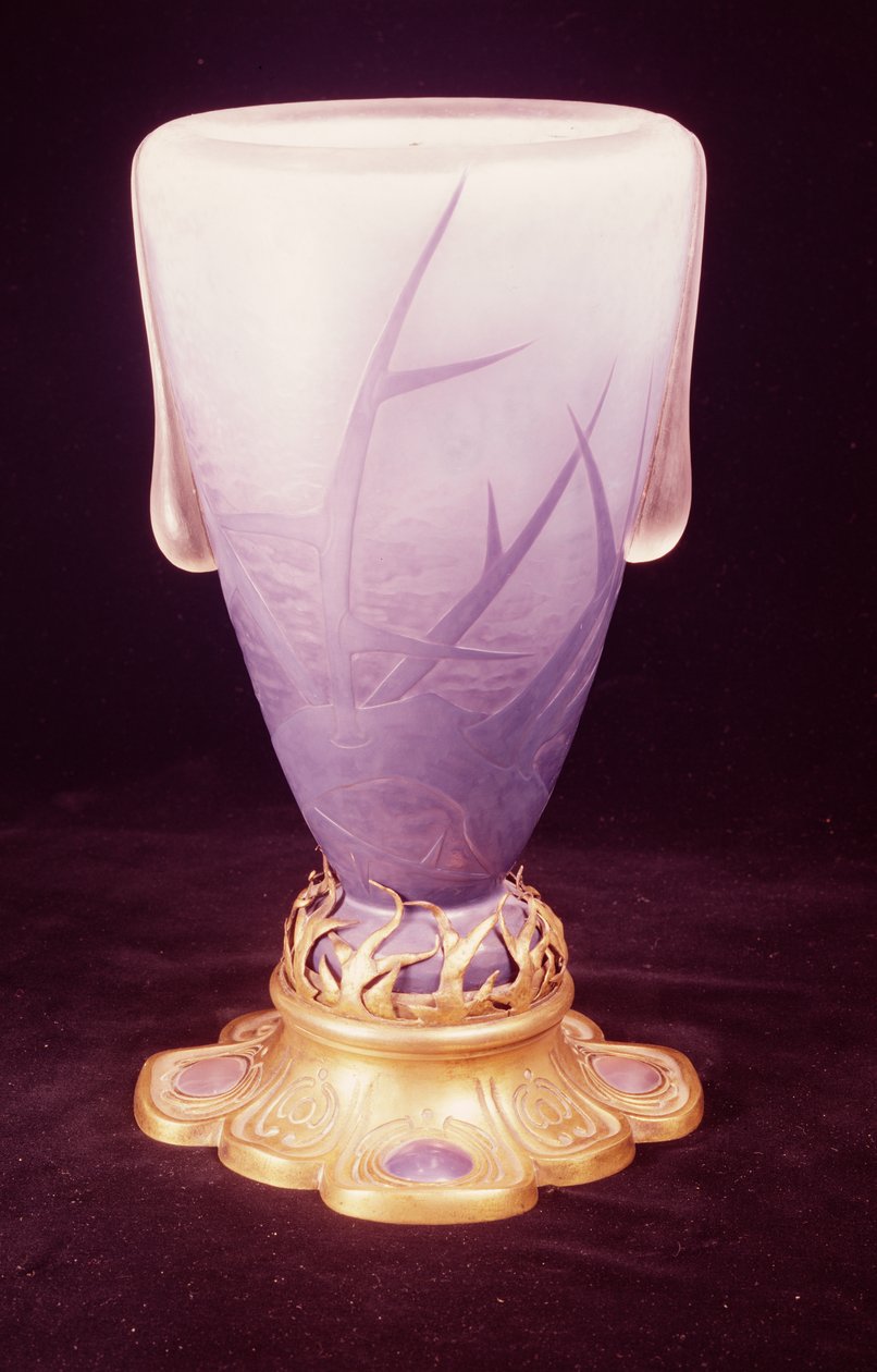 Jarrón Favrile con base de ormolu de Louis Comfort Tiffany
