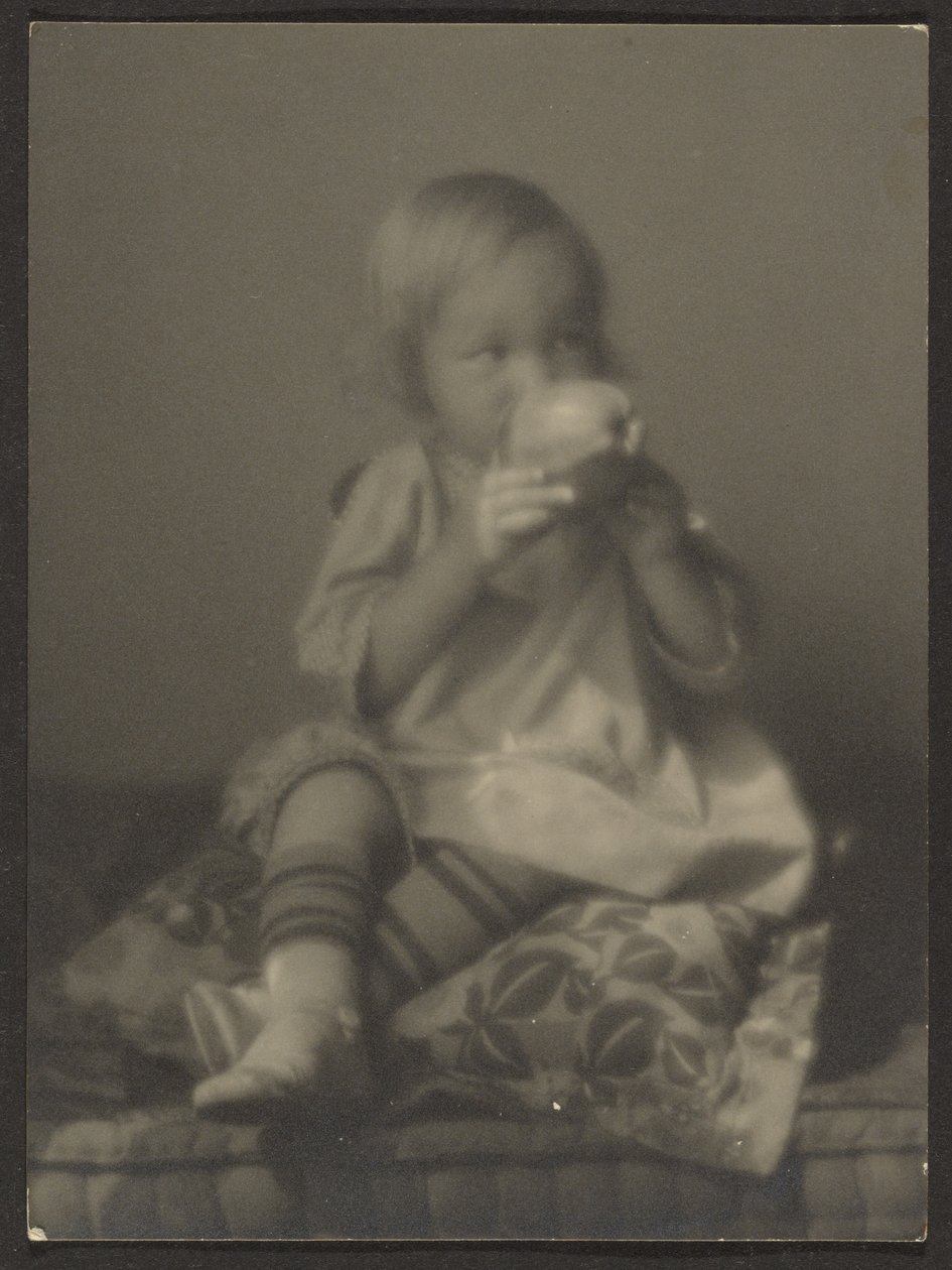 Niño con manzana de Louis Fleckenstein
