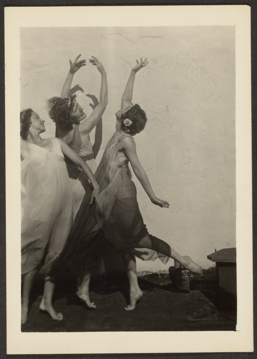 [Bailarines en una azotea] de Louis Fleckenstein