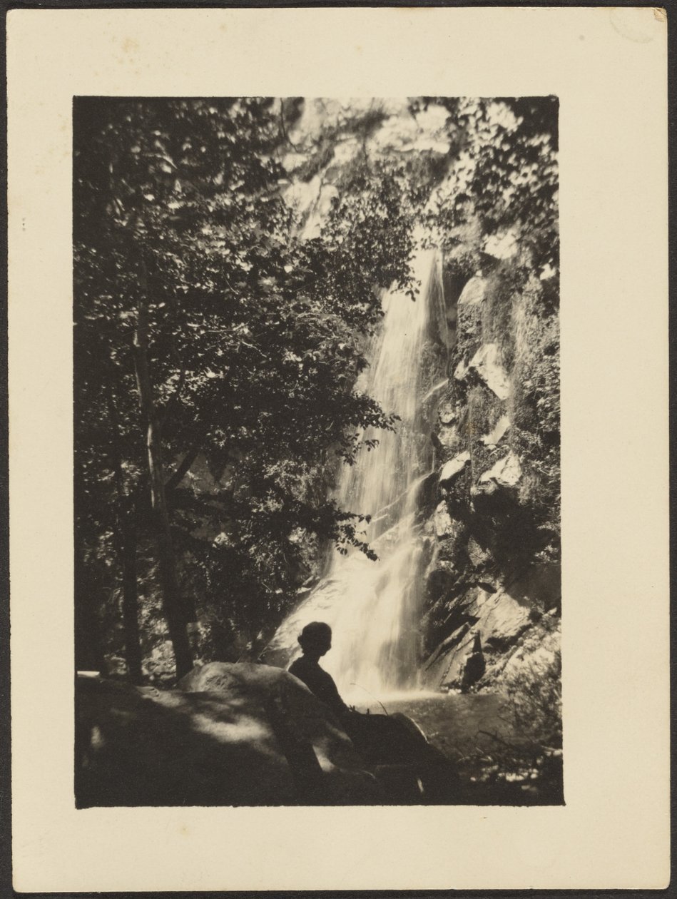 [Cifras y cascada] de Louis Fleckenstein