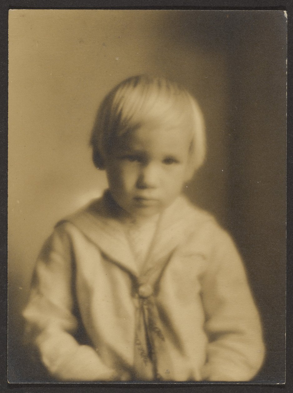 [Niño de cabello rubio] de Louis Fleckenstein