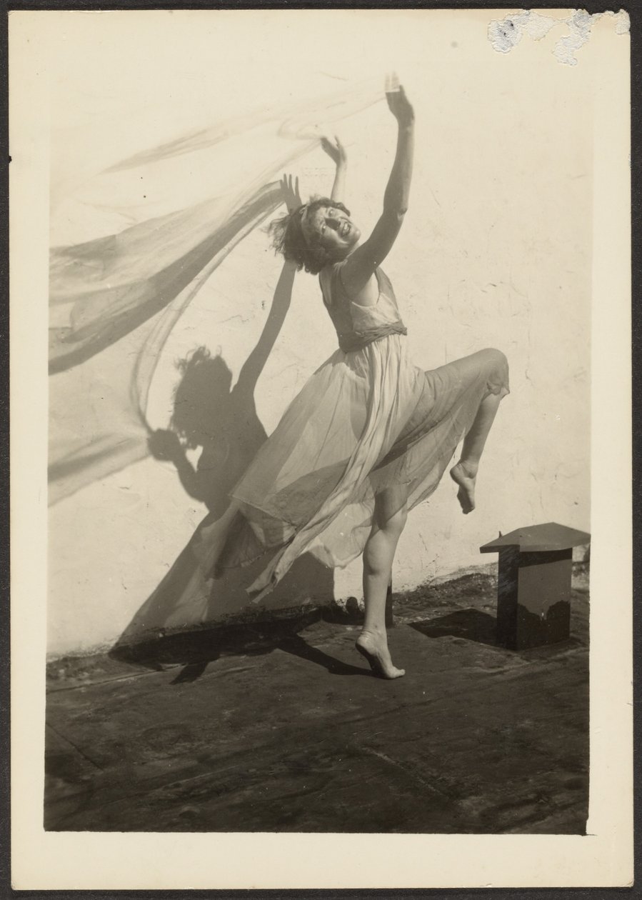 [Florence bailando en la azotea] de Louis Fleckenstein