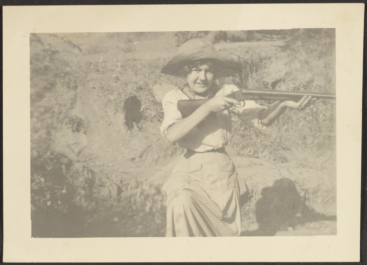 [Florence con fusil] de Louis Fleckenstein