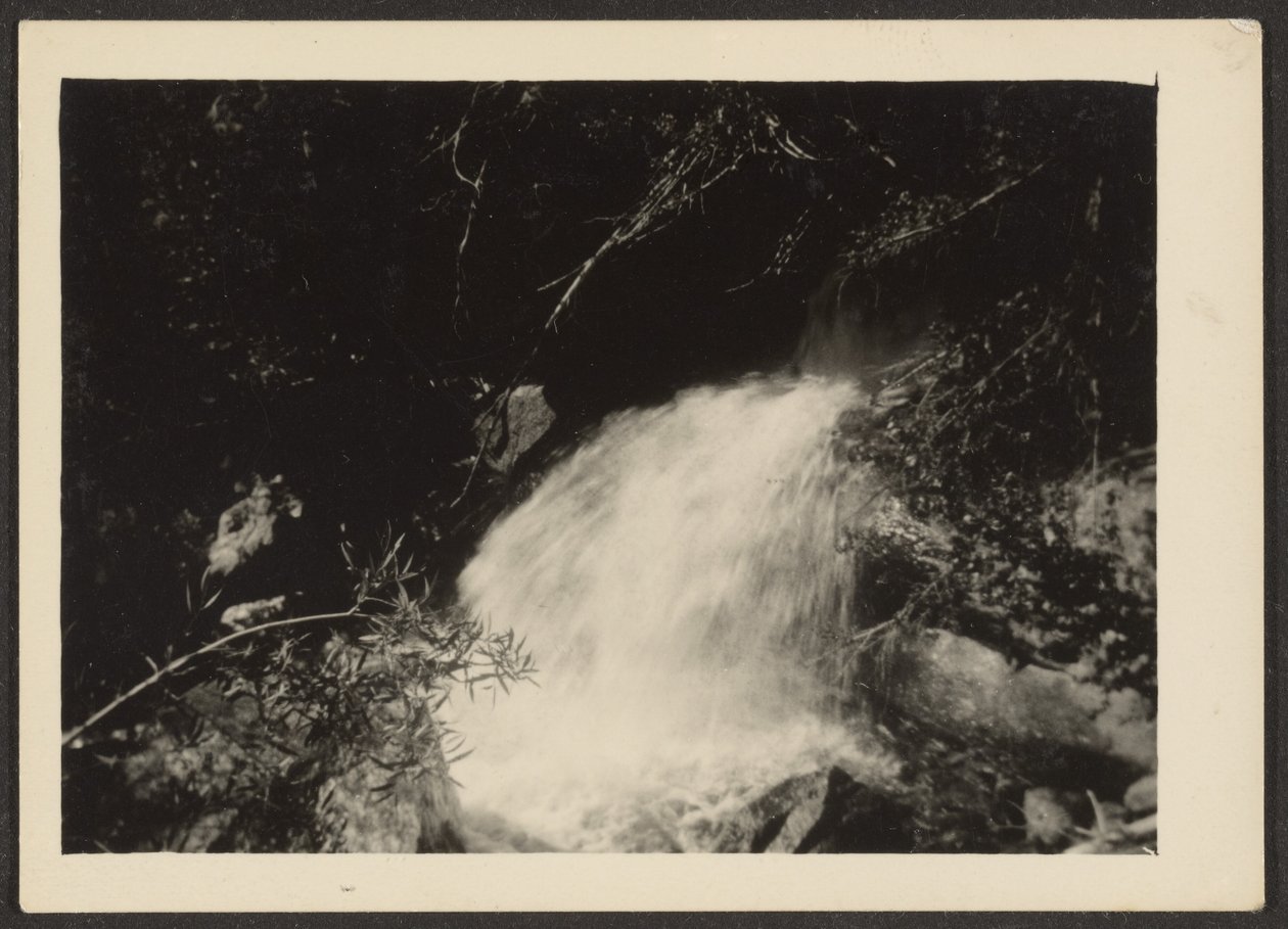 [Paisaje con cascada] de Louis Fleckenstein