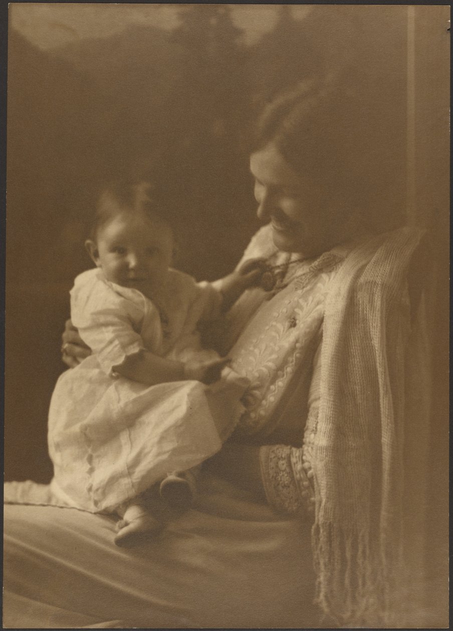 [Madre con chal y bebé] de Louis Fleckenstein
