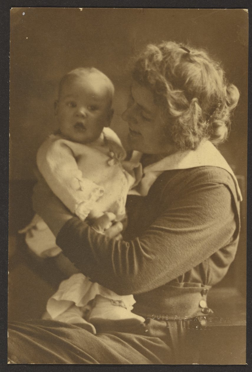 Retrato de una madre sonriendo a su hijo de Louis Fleckenstein