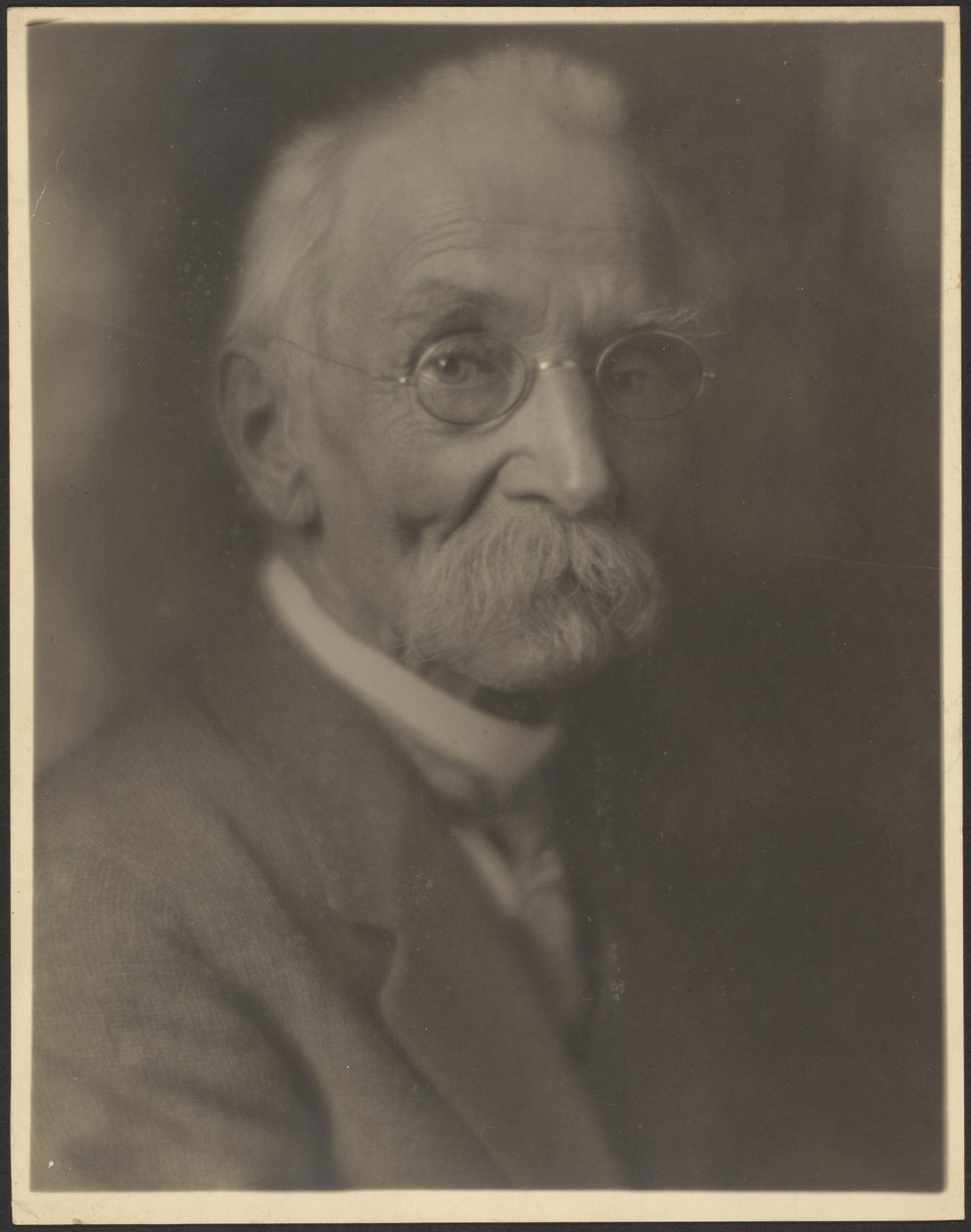 [Retrato de un hombre con bigote largo] de Louis Fleckenstein