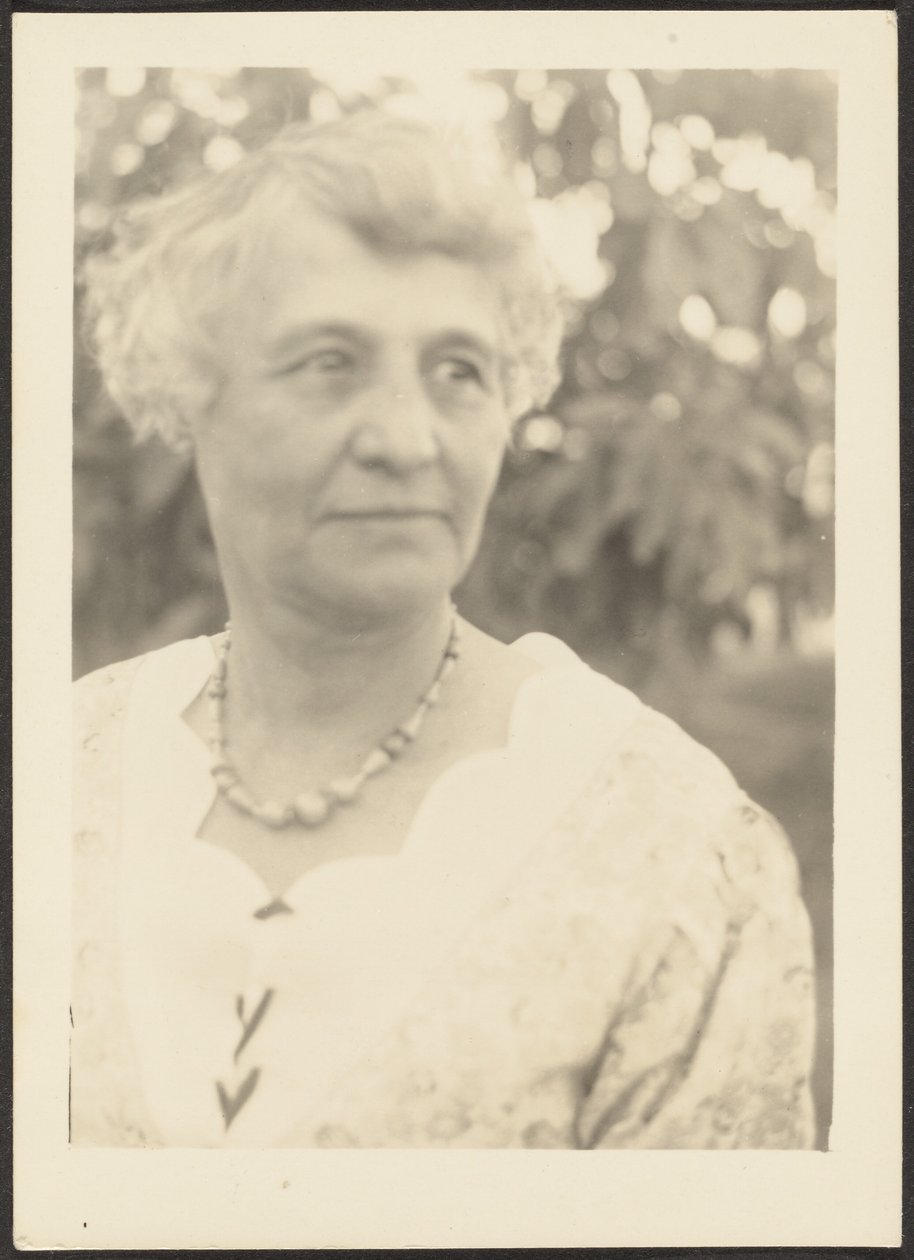 [Retrato de mujer] de Louis Fleckenstein