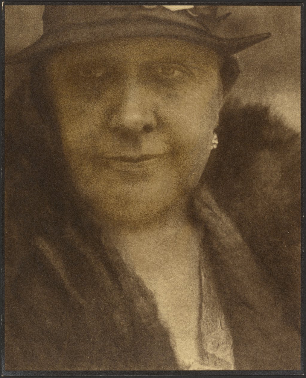 [Retrato de mujer con pendiente de diamante] de Louis Fleckenstein