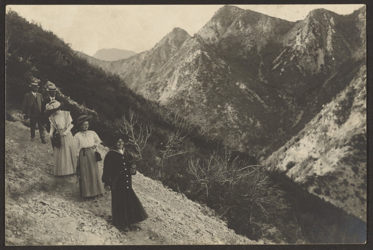 [Paseo por un paisaje montañoso] de Louis Fleckenstein